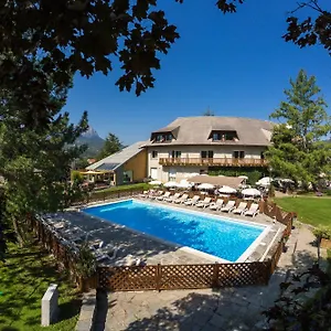 Hotel Hôtel&spa Les Bartavelles, Crots